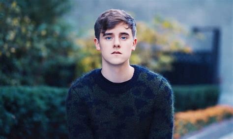 connor franta net worth